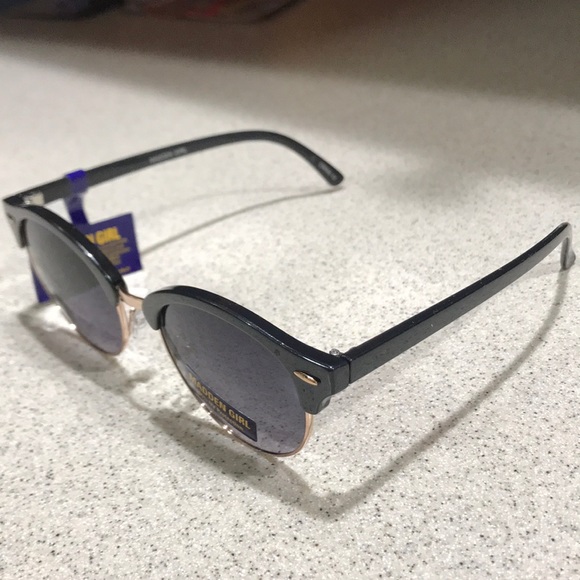 NWT MADDEN GIRL black/rose gold sunglasses - Picture 3 of 7
